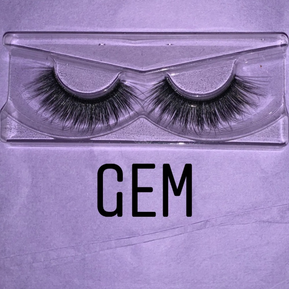 Eyelashes (Gem)